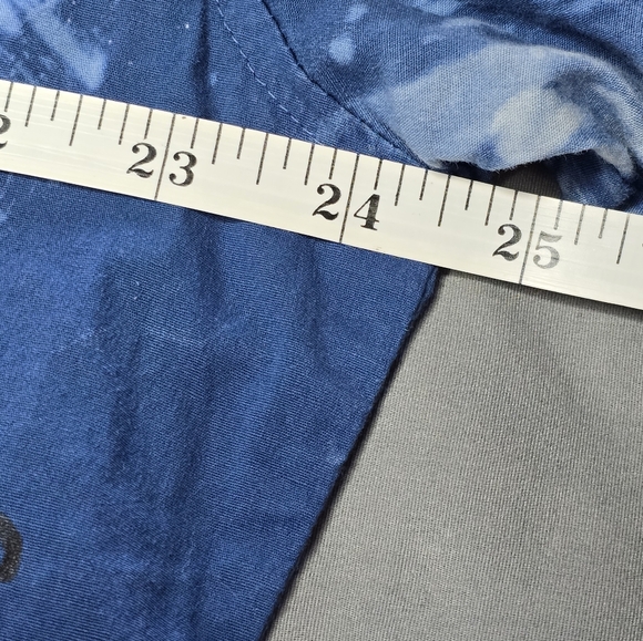 Doramafi Blue Button-Up Shirt with Red Dragon Design Size L - Picture 8 of 10